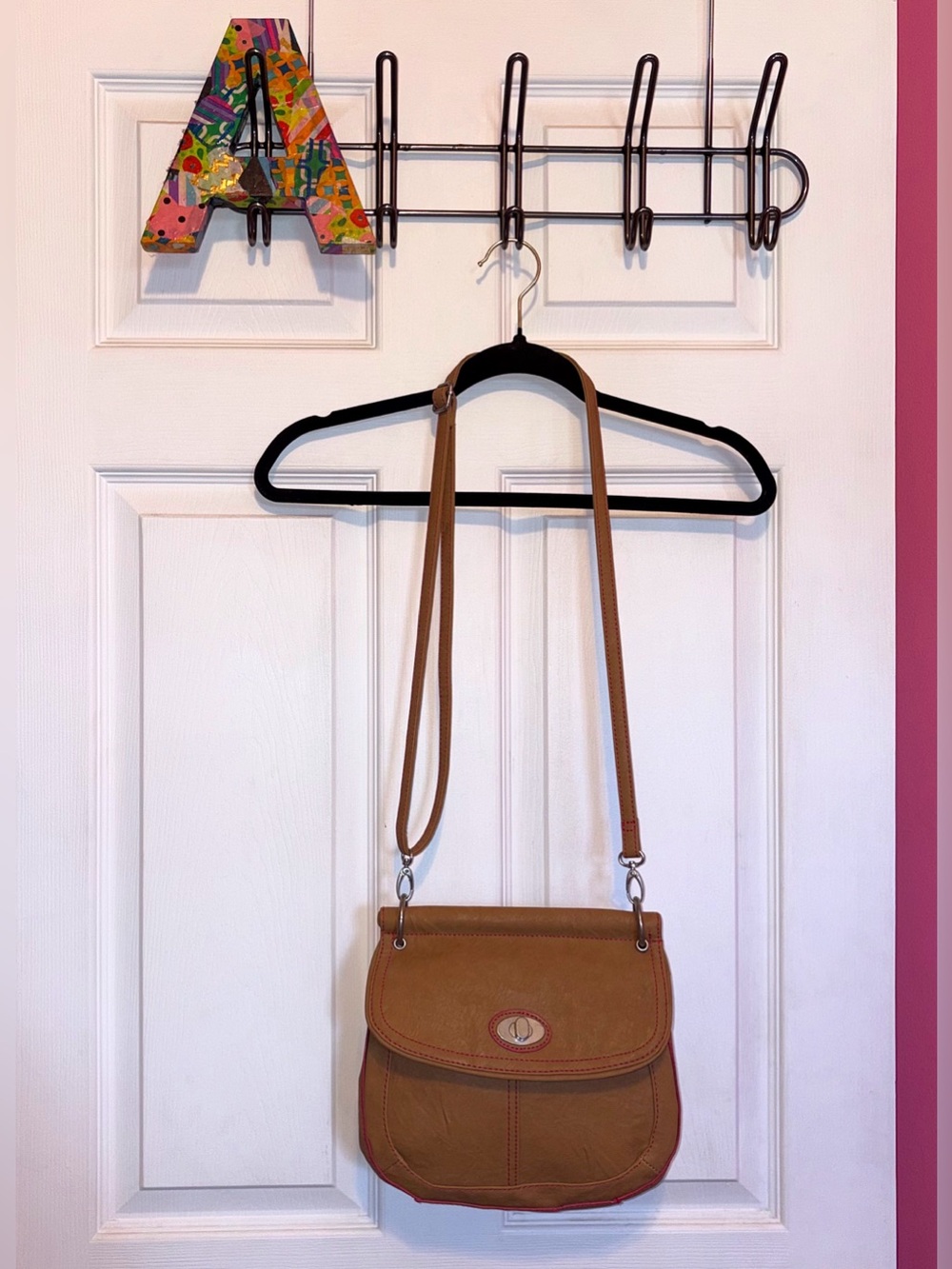 G.H. Bass & CO NWOT Camel Colored Stitched Hot Pink Saddle Bag
